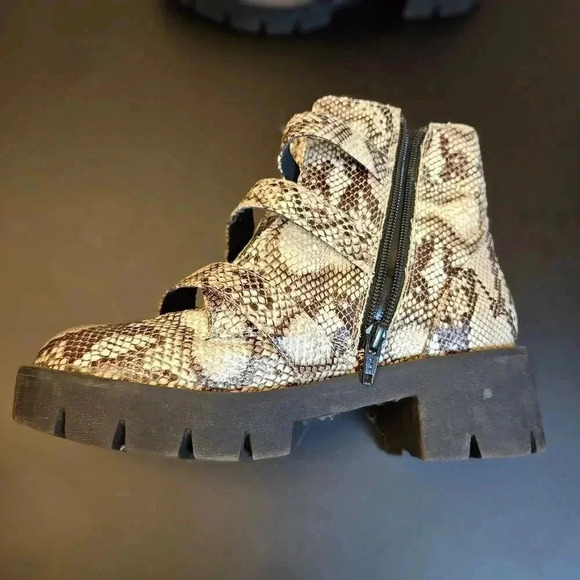 BP Snake Skin Combat Boots - Picture 6 of 14